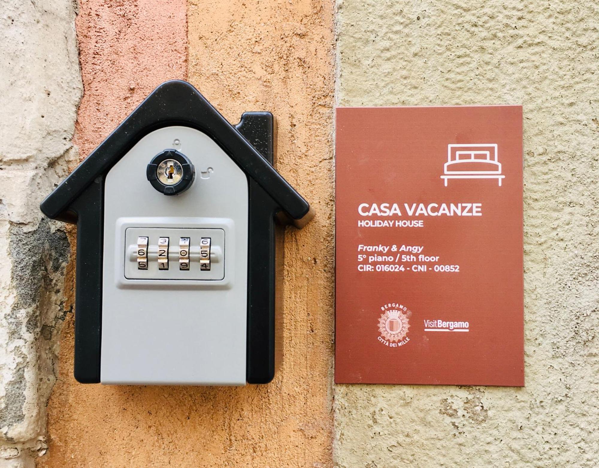 Franky & Angy Casa Vacanze Μπέργκαμο Εξωτερικό φωτογραφία